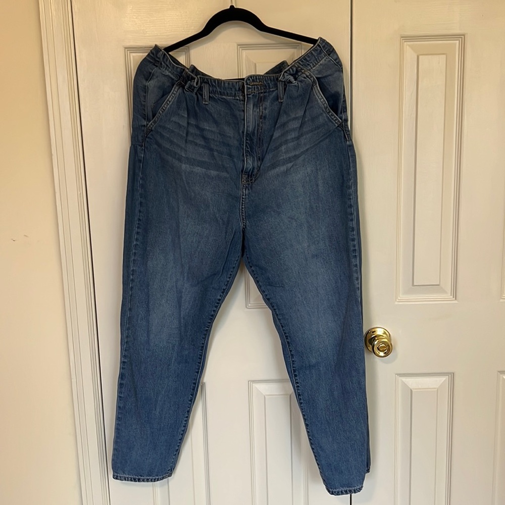 Light Wash Jeans